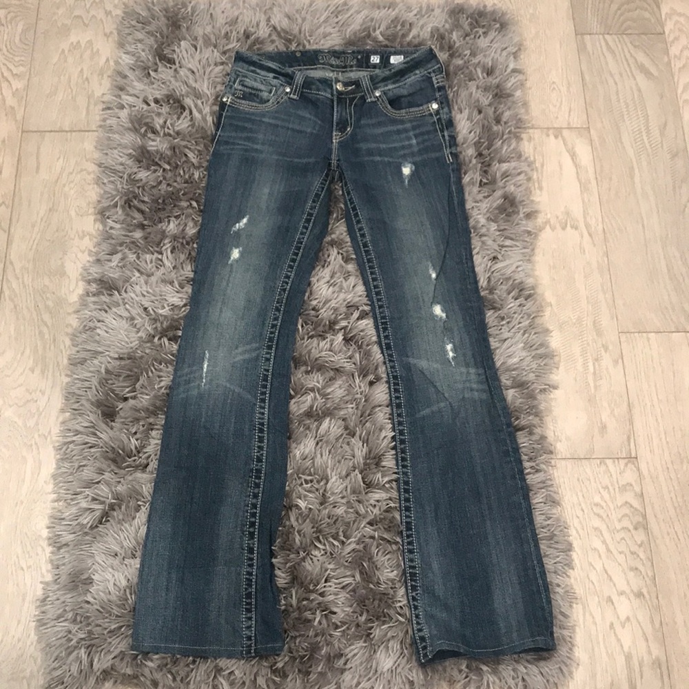 Miss Me boot cut jeans, designer pockets - 27